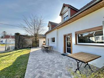 Gîte pour 8 personnes, avec jacuzzi et jardin, animaux acceptés à Verton