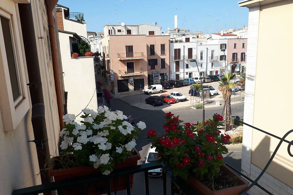 Bonito apartamento de dos habitaciones a pocos kilómetros de Polignano. in Conversano, Region de Bari