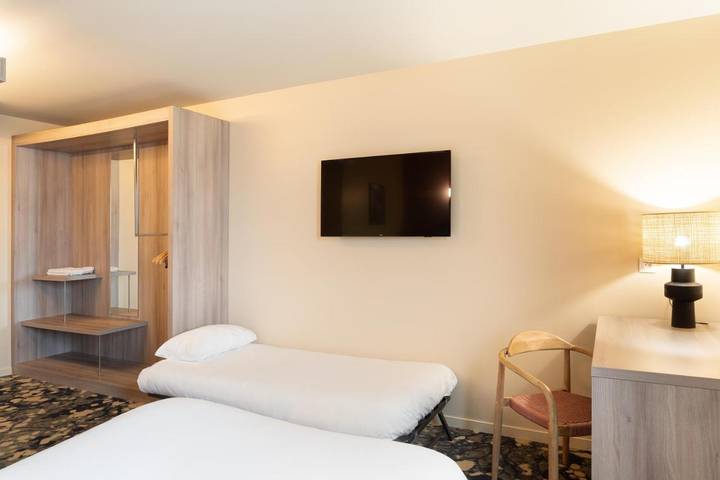 Hotel para 2 personas, con jardín y terraza - 1