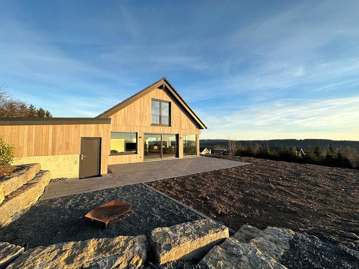 Ferienwohnung für 6 Personen, mit Balkon und Balkon/Terrasse sowie Terrasse und Sauna in Neuastenberg