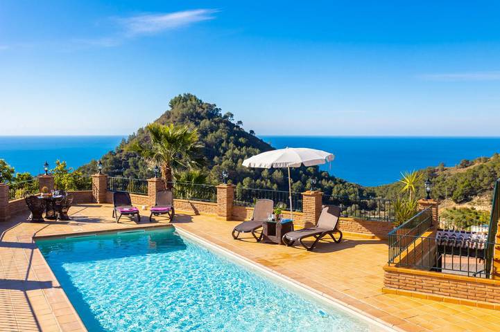 Casa rural para 10 personas, con Vistas al mar además de Terraza y Jardín en Nerja - 2