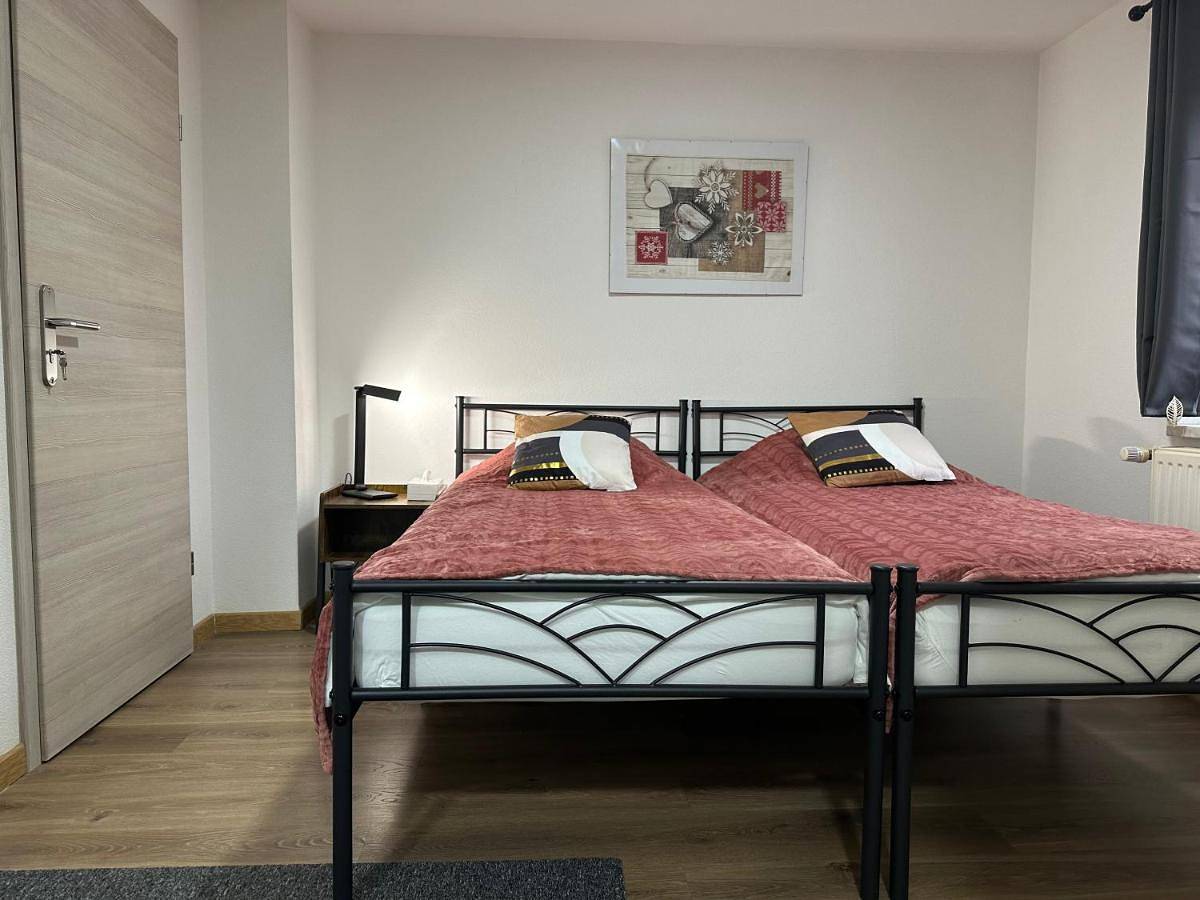 Twin Room with Private Bathroom in Altkirch, Région d'Altkirch
