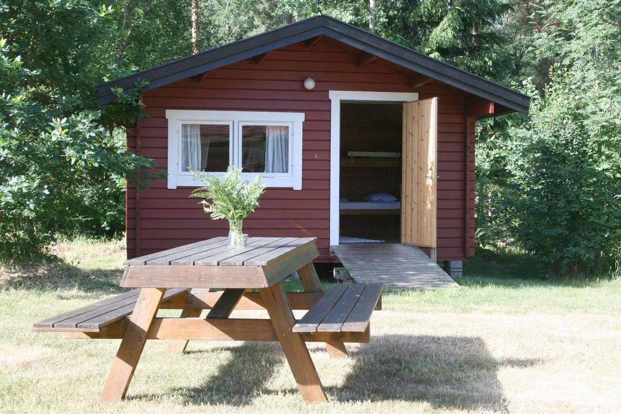 Cottage with Shared Bathroom in Hultsfred, Hultsfreds und Umgebung
