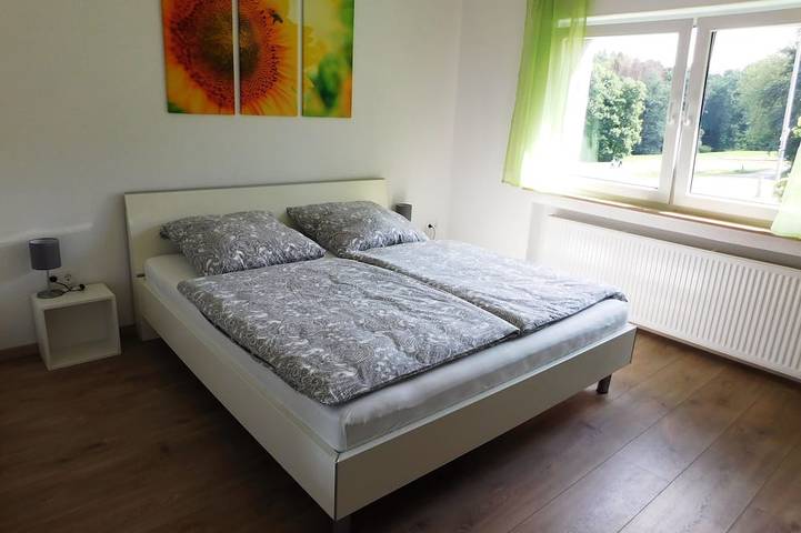 Appartement entier, Ferienwohnung in Odenthal in Odenthal, Arrondissement de Rhin-Berg
