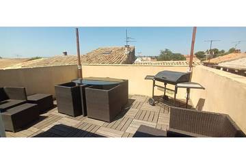 Location de vacances pour 9 personnes, avec terrasse à Saint-Jean-de-Védas