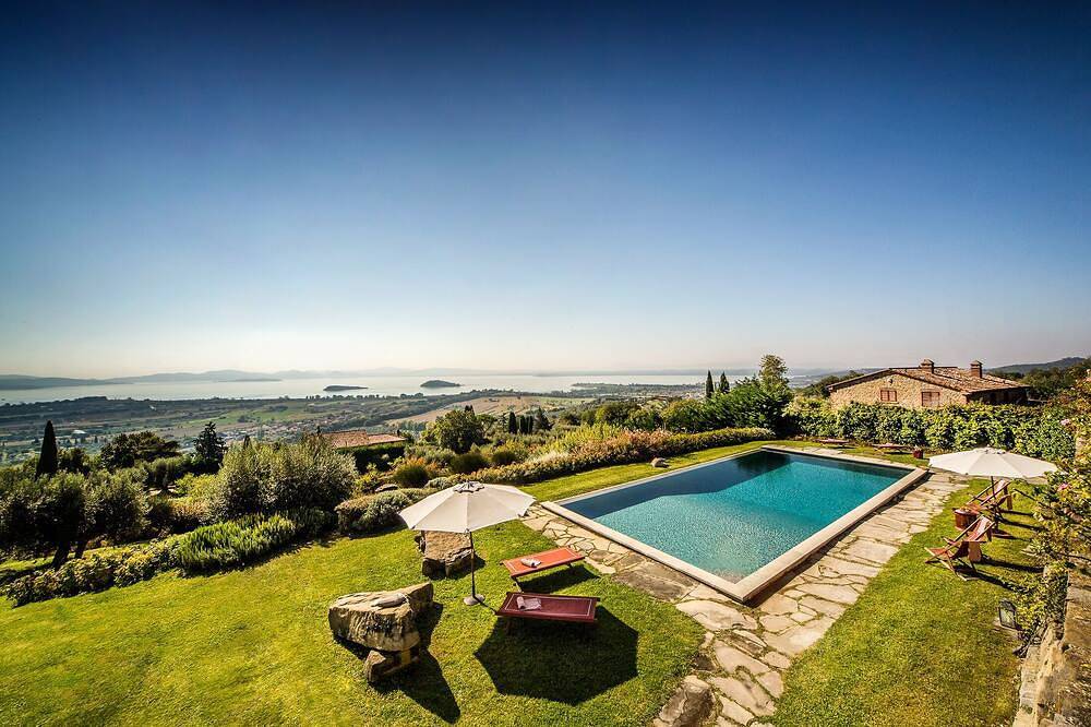 Agriturismo per 14 Persone in Passignano sul Trasimeno, Lago Trasimeno