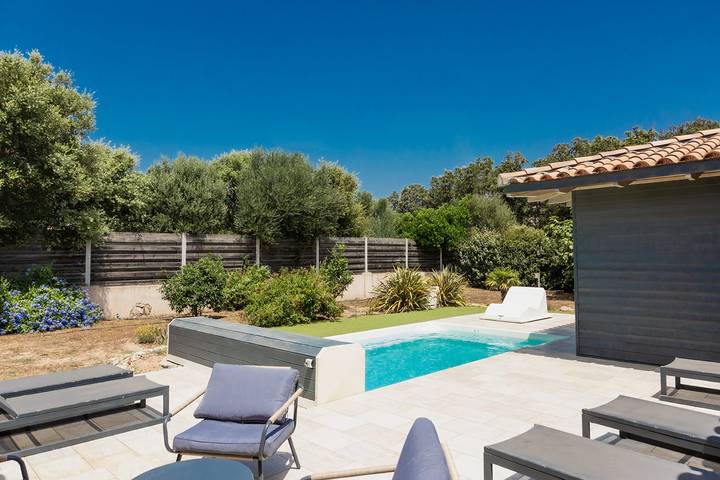 Villa pour 10 personnes, avec piscine et jardin, adapté aux familles en Corse-du-Sud - 3