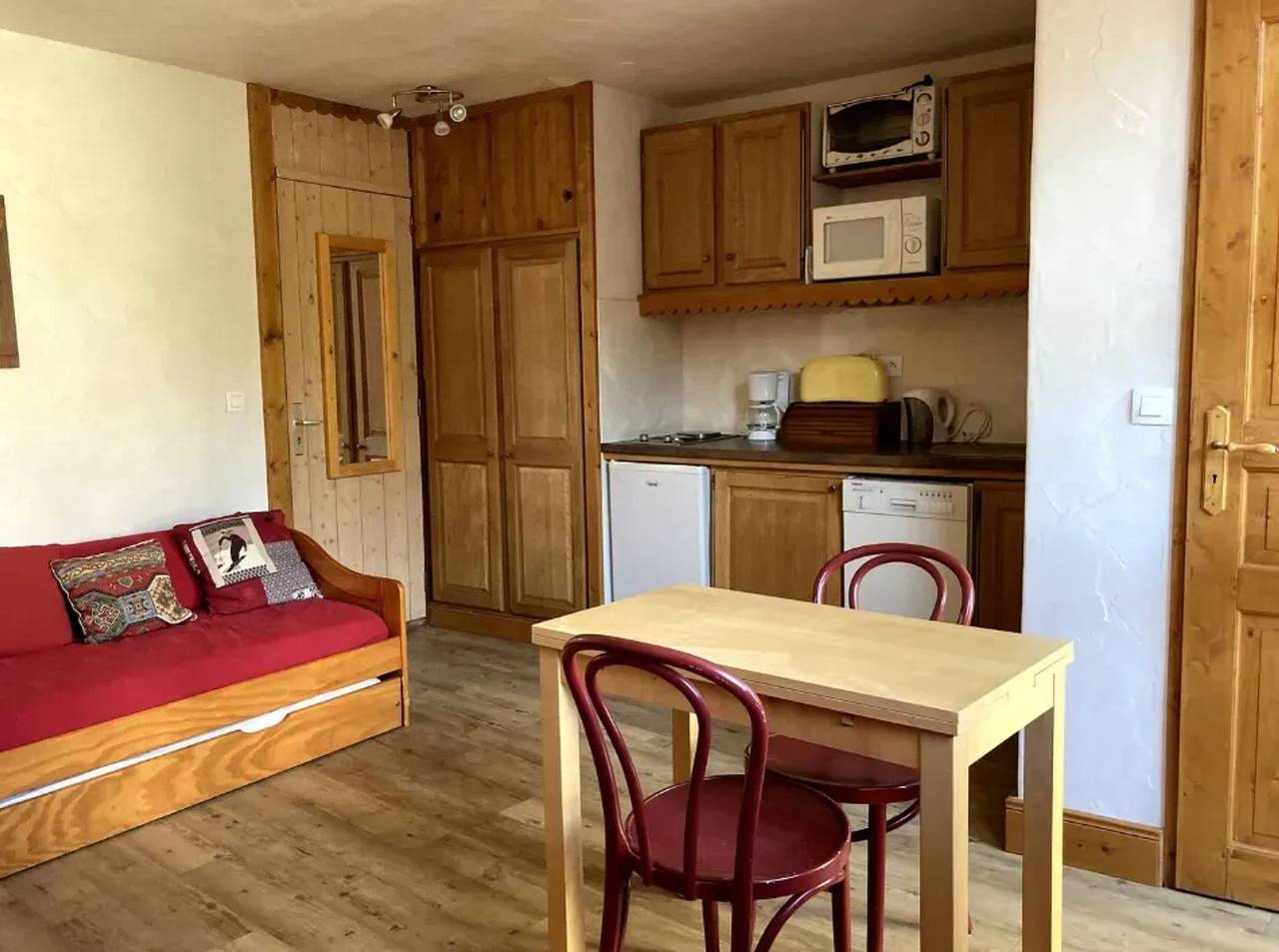 Ganzes Studio, Gemütliches Studio in La Plagne-Tarentaise, 20 m² + Bergblick in Plagne Villages, La Plagne-Tarentaise