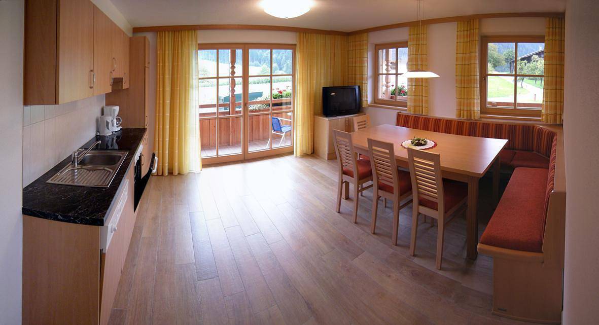 Ganze Ferienwohnung, Appartement Ii in Reith im Alpbachtal, Kaisergebirge