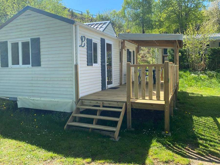 Camping Pommeraie - Mobilhome 4 personnes - Elstar in Vic-sur-Cère, Région d'Aurillac