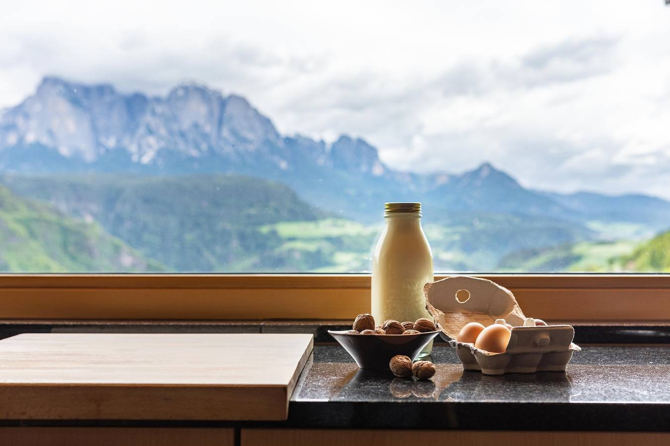 Ganze Wohnung, Ferienwohnung 'Weirerhof Lebm Gspiarn' mit Bergblick, privater Terrasse und Wlan in Barbian, Sarntaler Alpen