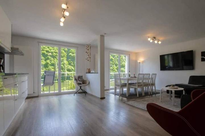 Ferienwohnung für 4 Personen, mit Balkon in Klotten
