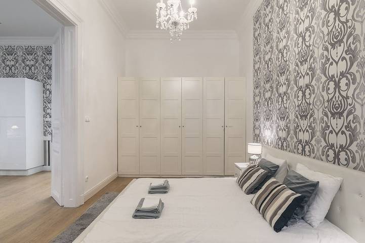 Ganze Wohnung, Superbe 2-Zimmer-Wohnung im Herzen des Kunst- und Ausgehviertel. in Budapest, Danube-Ipoly National Park
