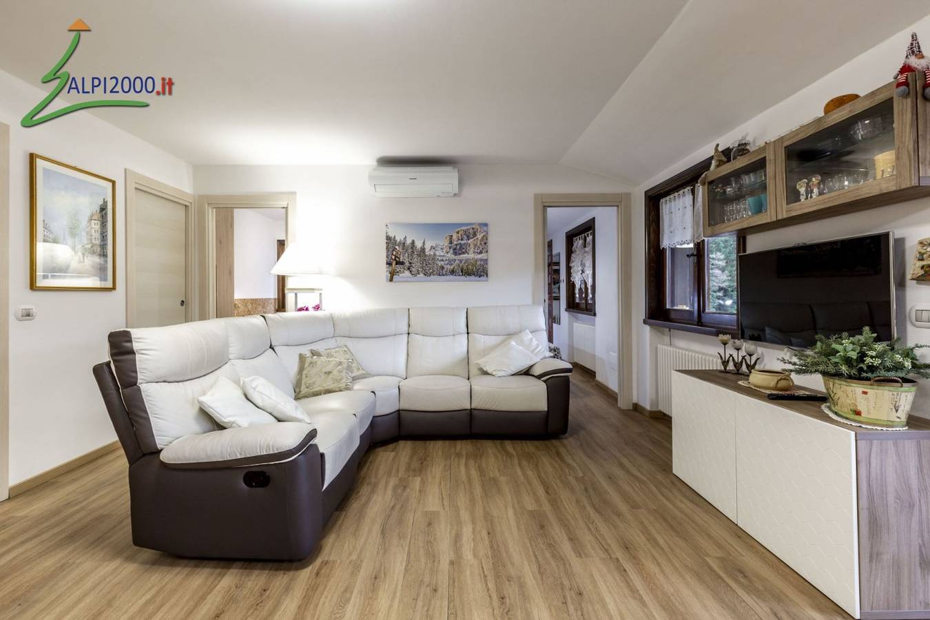 Ganze Ferienwohnung, Ferienwohnung für 4 Personen mit Balkon in Canazei, Dolomiti Superski