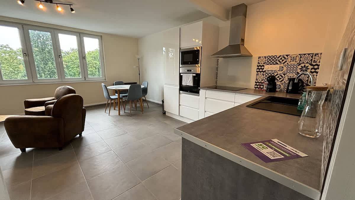 Appartement entier, Le Rietz 5 - T2 calme et lumineux proche gare in Arras, Région d'Arras