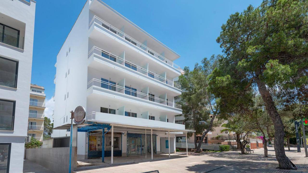 Deluxe Double Room in El Arenal, Llucmajor