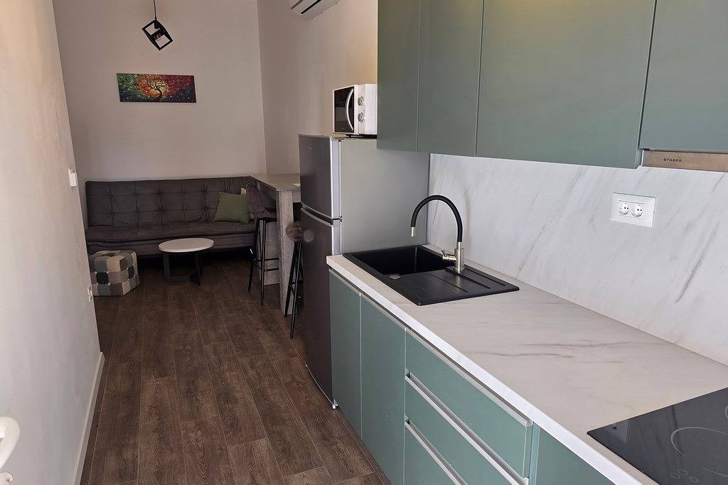 Ganze Wohnung, 1-Zimmer-Ferienwohnung mit Terrasse Trogir A-25305-b in Trogir, Split-Dalmatien