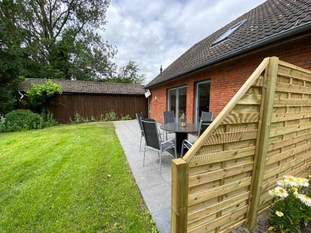 Ferienhaus mit Garten in Nordseenähe in Bordelum, Nordfriesland