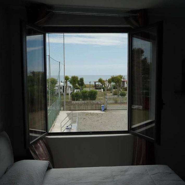 Casa vacanza per 2 persone, con Balcone e Terrazza nonché Giardino e Vista lago a Cirò Marina