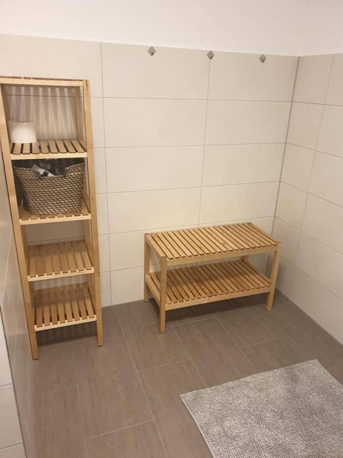 Ferienwohnung für 10 Personen, mit Terrasse und Ausblick in Weikersheim - 4