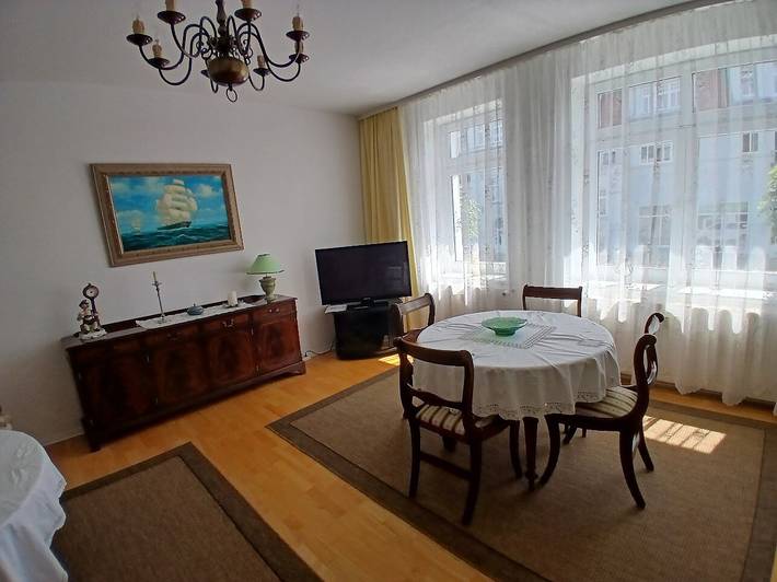 Apartamento inteiro, Apartamento 'Ingrid Bauer 2' com Wi-Fi in Kuhlungsborn, Mar Báltico de Mecklenburg