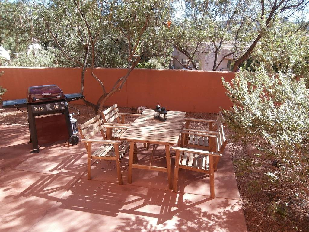 Luxuriöses, gehobenes Stadthaus in Sedona. Super sauber, Gourmet-Küche, bequeme Betten! in Oak Creek, Oak Creek Canyon