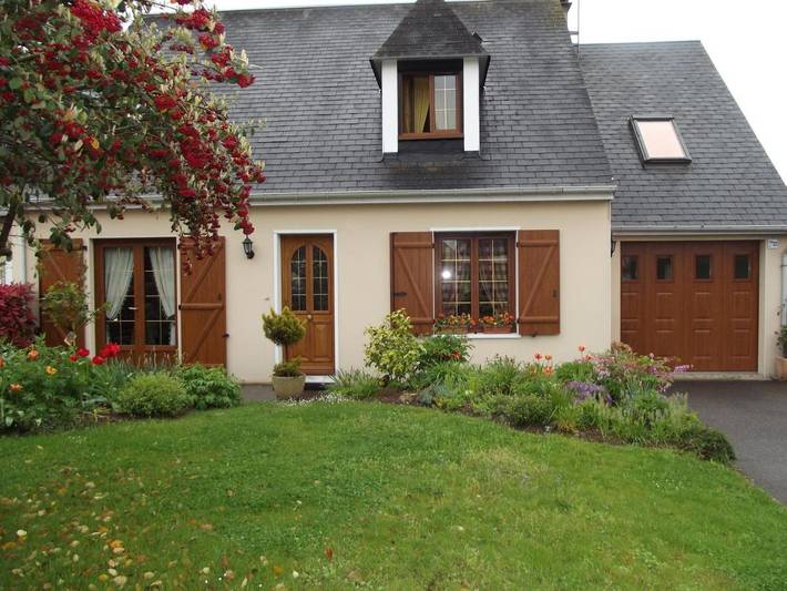 Gîte pour 2 personnes, avec jardin ainsi que terrasse et vue à Argentan