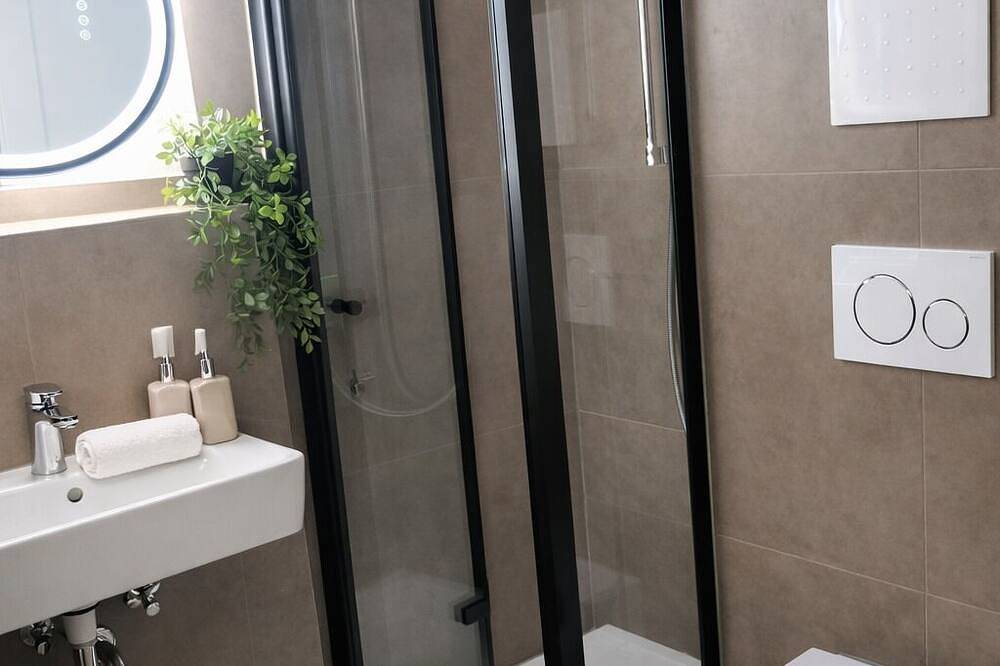 Ganze Wohnung, Modernes 2-Zimmer Apartment mit Küchenzeile in Sindelfingen, Landkreis Böblingen