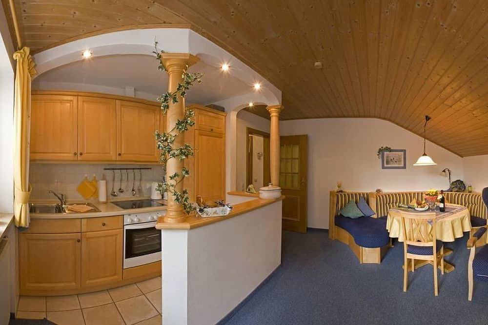 Ganze Wohnung, Ferienwohnung Bergblick - Gästehaus Grasleiten in Bad Kohlgrub, Bayerische Alpen