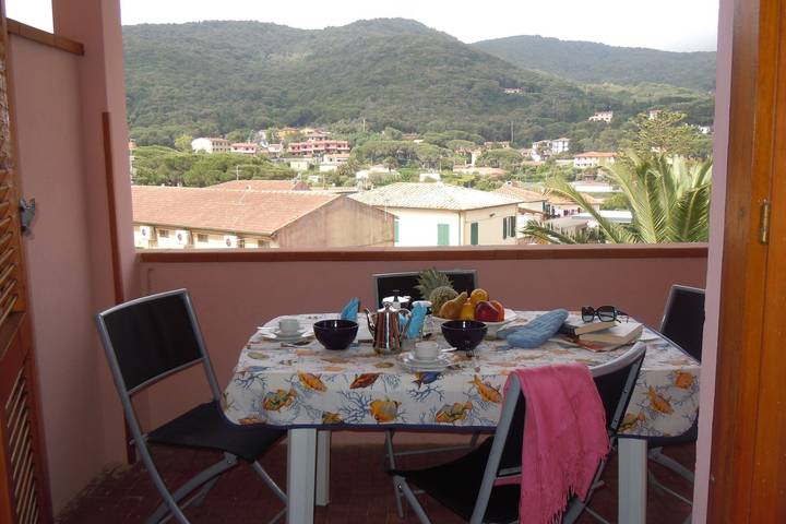 Ferienwohnung für 4 Personen, mit Garten in Procchio