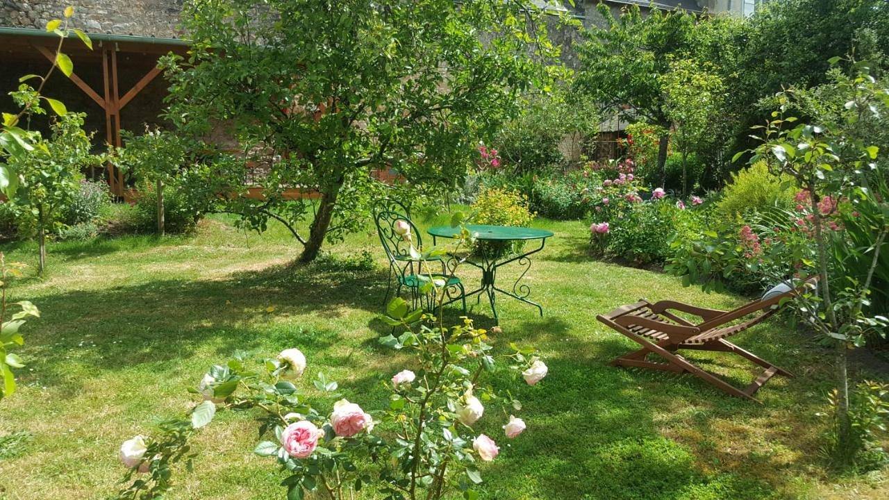 Les Hirondelles in Sainte-Suzanne, Mayenne