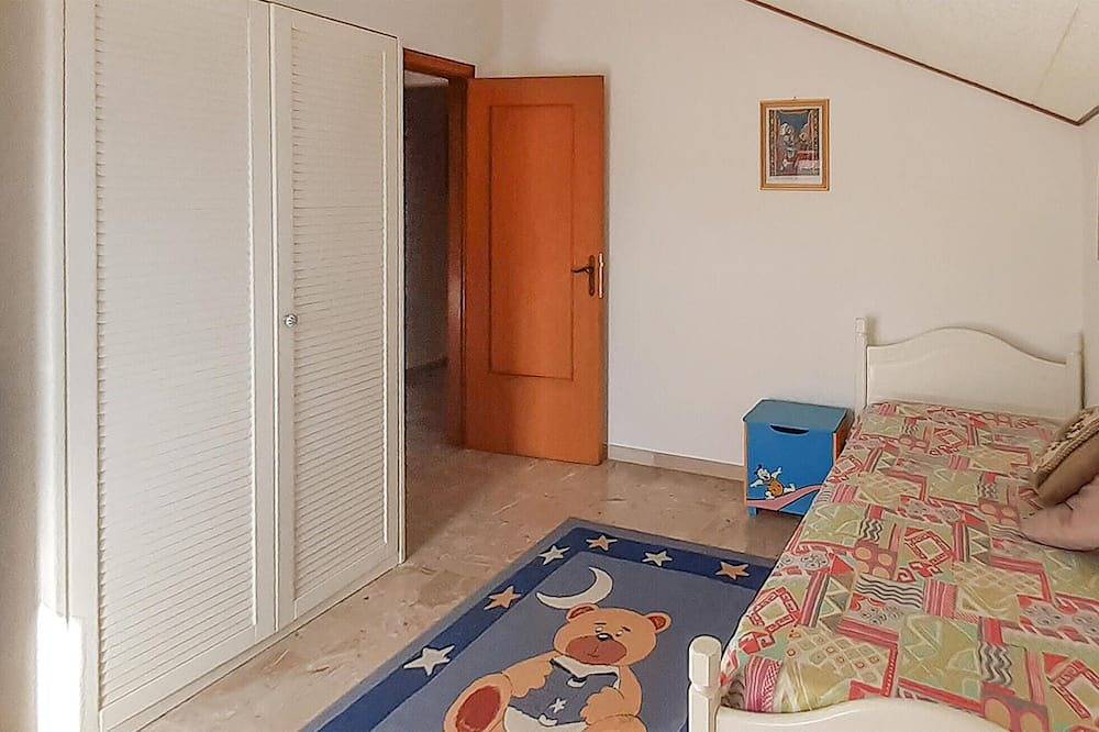 Entire apartment, Stunning apartment in Penne with Wifi in Penne, Pescara Province