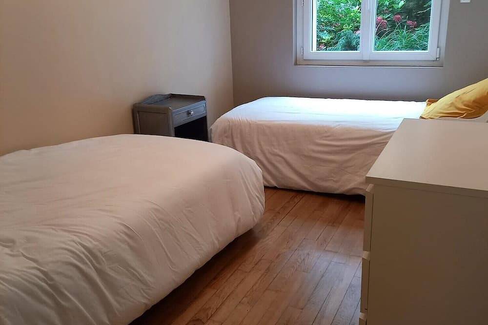 Appartement entier, Appartement  4 couchages face Nausicaa avec stationnement in Boulogne-sur-Mer, Région de Boulogne-sur-Mer