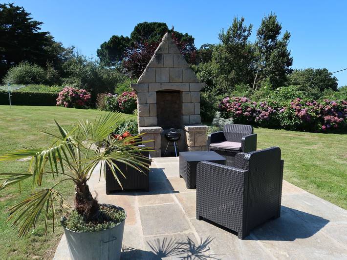 Location de vacances pour 8 personnes, avec jardin et terrasse à Penvénan - 4