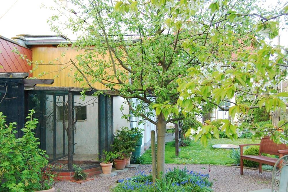 Ganze Wohnung, Gemütliche Ferienwohnung in Dresden-Gohlis in Cossebaude, Dresden