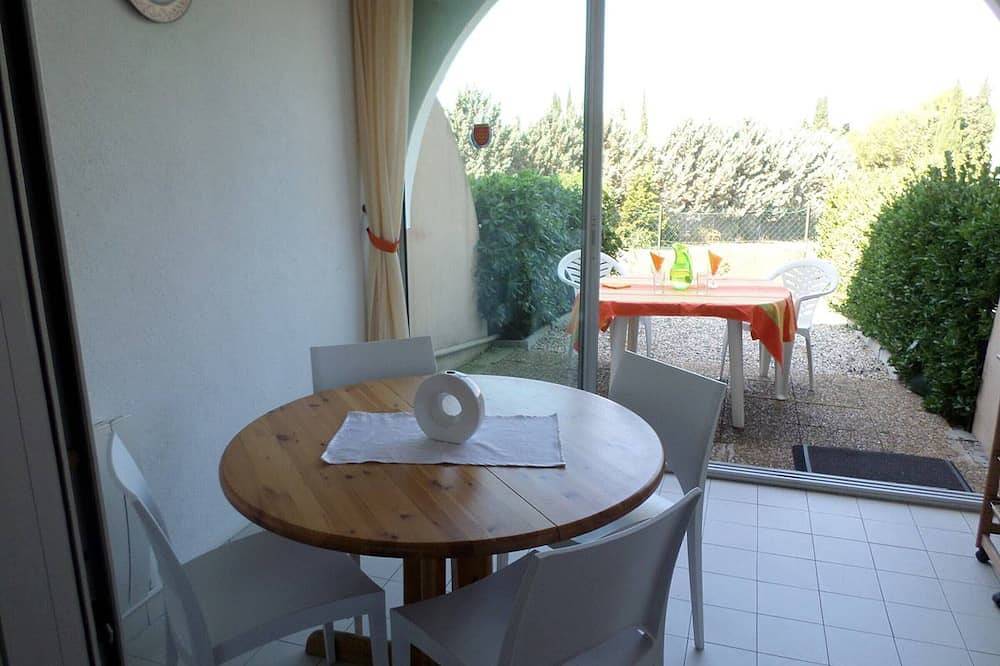 Apartamento entero, Cómodo F2 en Balaruc con jardín, 4 plazas in Balaruc-les-Bains, Costa mediterránea (Francia)