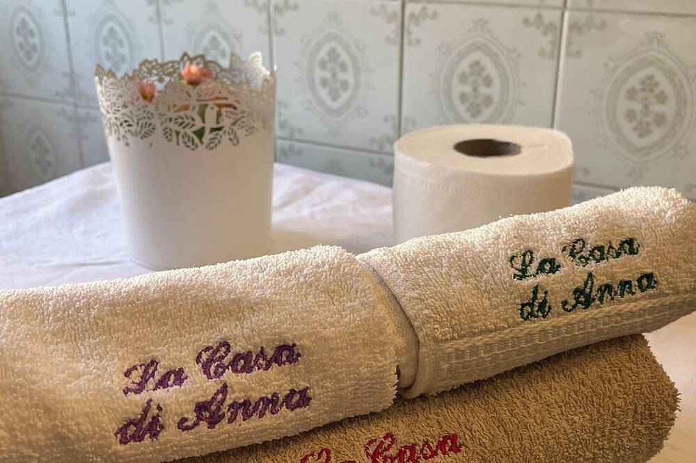 Ganze Wohnung, House Of Anna Comfort Nature Art in Anguillara Sabazia, Braccianosee