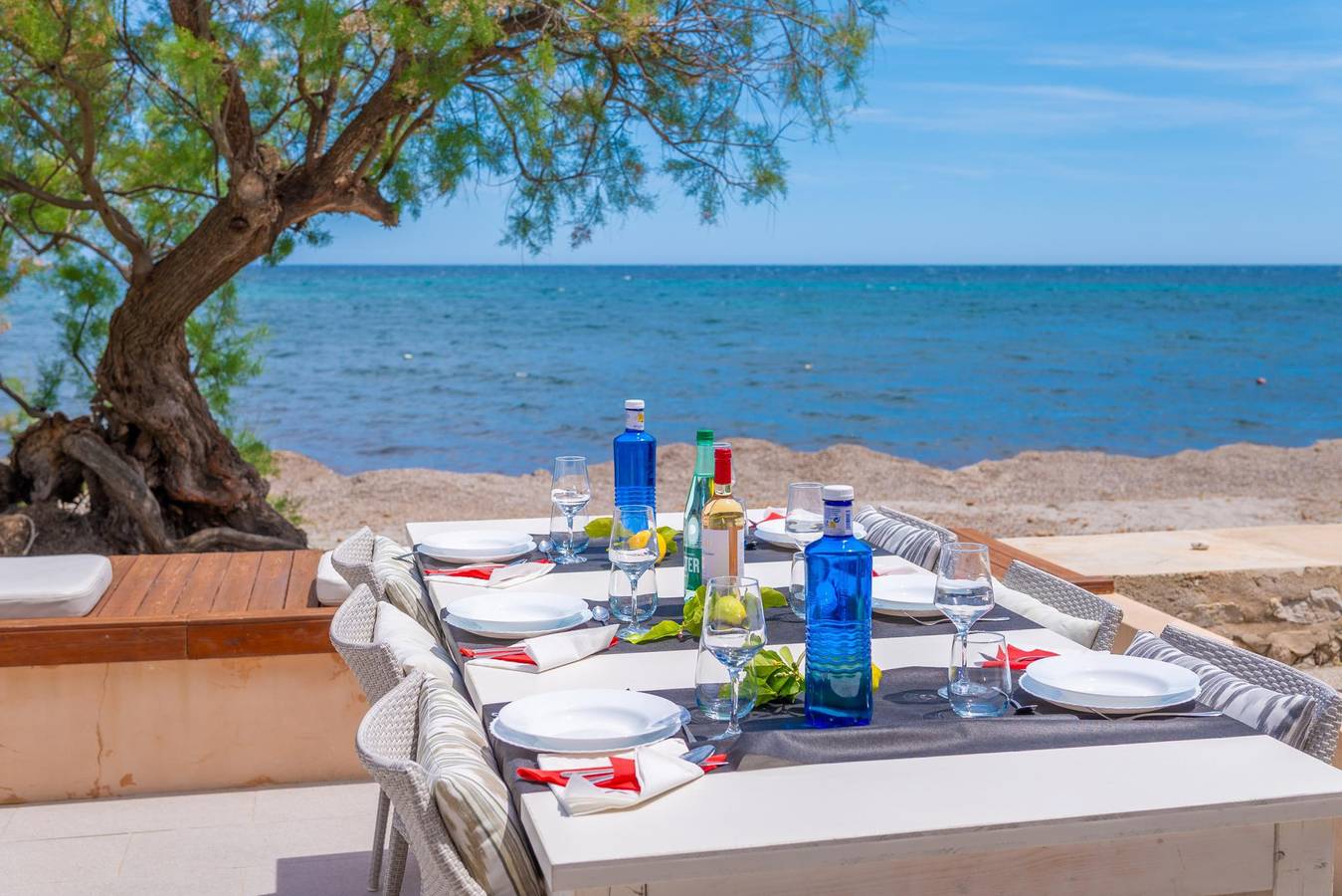 Cas Ferrerico - Maison d\'été confortable sur la plage. Wi-Fi gratuit. in Port Nou, Son Servera