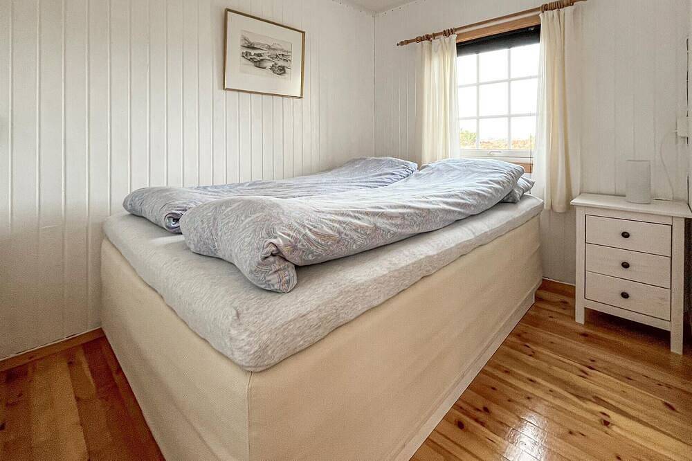 Schönes Haus mit 2 Schlafzimmern in Indre Nerøy in Nærøy