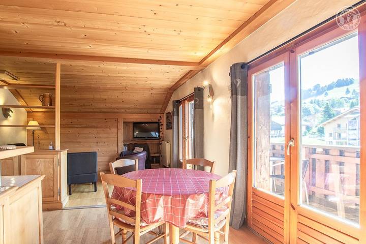 Gîte pour 4 personnes, avec jardin à Crest-Voland - 4