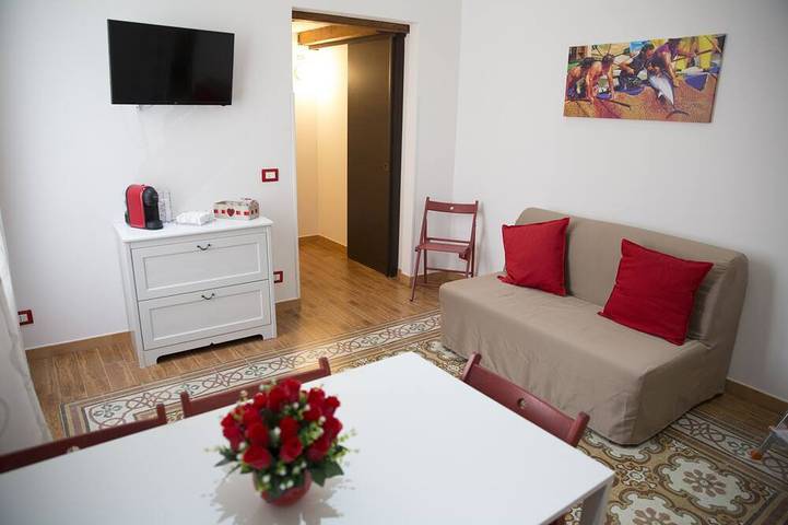 Apartamento entero, Apartamentos en el extranjero Trapani está situado cerca del puerto y del centro histórico. in Trapani, Provincia de Trapani