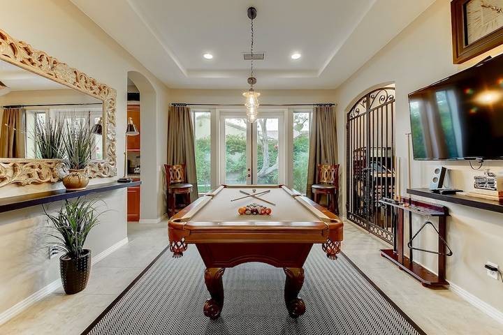 Vacation rental for 12 people, with hot tub and garden in Indio (CA)