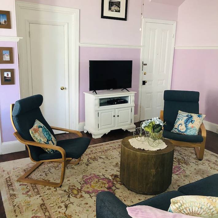 Vacation rental for 7 people, with balcony and garden, with pets in Cape May