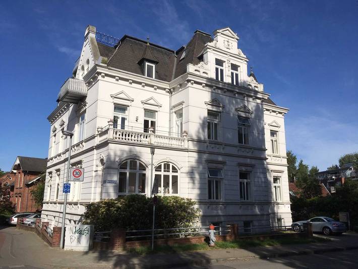 Ferienwohnung für 5 Personen, mit Ausblick und Balkon sowie Garten, kinderfreundlich in Stade