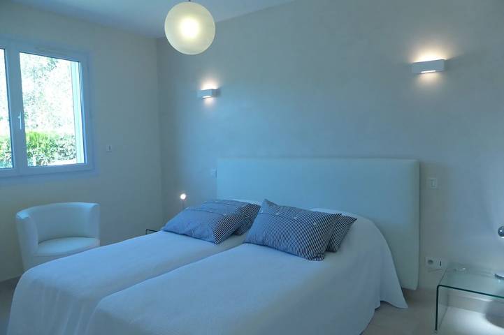 Luxury villa in Vallon Pont d'Arc with private swimming pool in Vallon-Pont-d'Arc, Ardèche