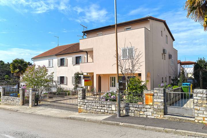 Ferienwohnung für 3 Personen, mit Balkon in Porec und Umgebung - 2