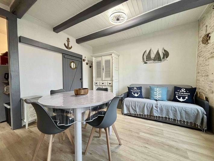 Renoviertes 3-Zimmer-Haus in St-Georges-d'Oléron, Wlan, in der Nähe von Geschäften in Saint-Georges-d'Oléron, Côte de Beauté