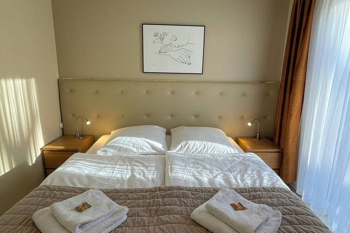 Ganze Wohnung, Apartment 1 mit Gartenterrasse und Seezugang in Zeuthen, Dahme-Seengebiet