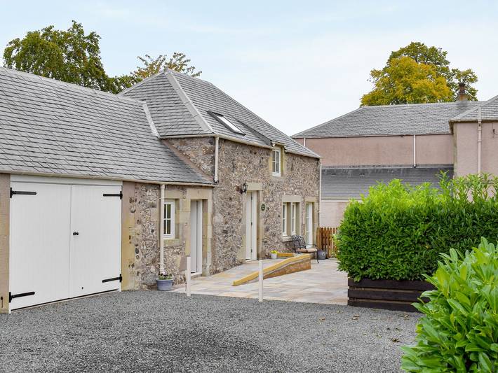 Log cabin for 4 people, with pets the Scottish Borders