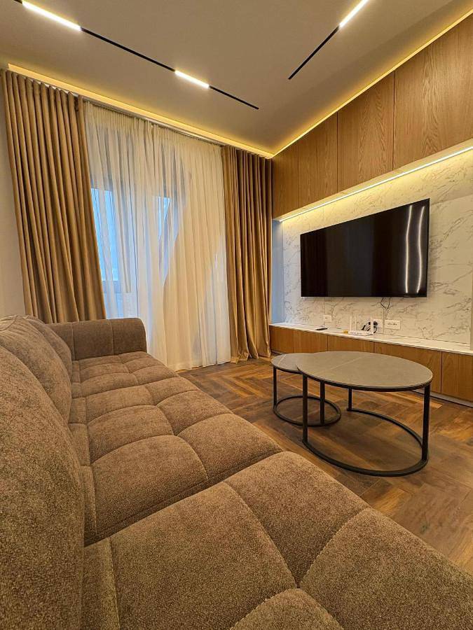 Cały apartament, Two-Bedroom Apartment with Balcony in Tirana, Albania